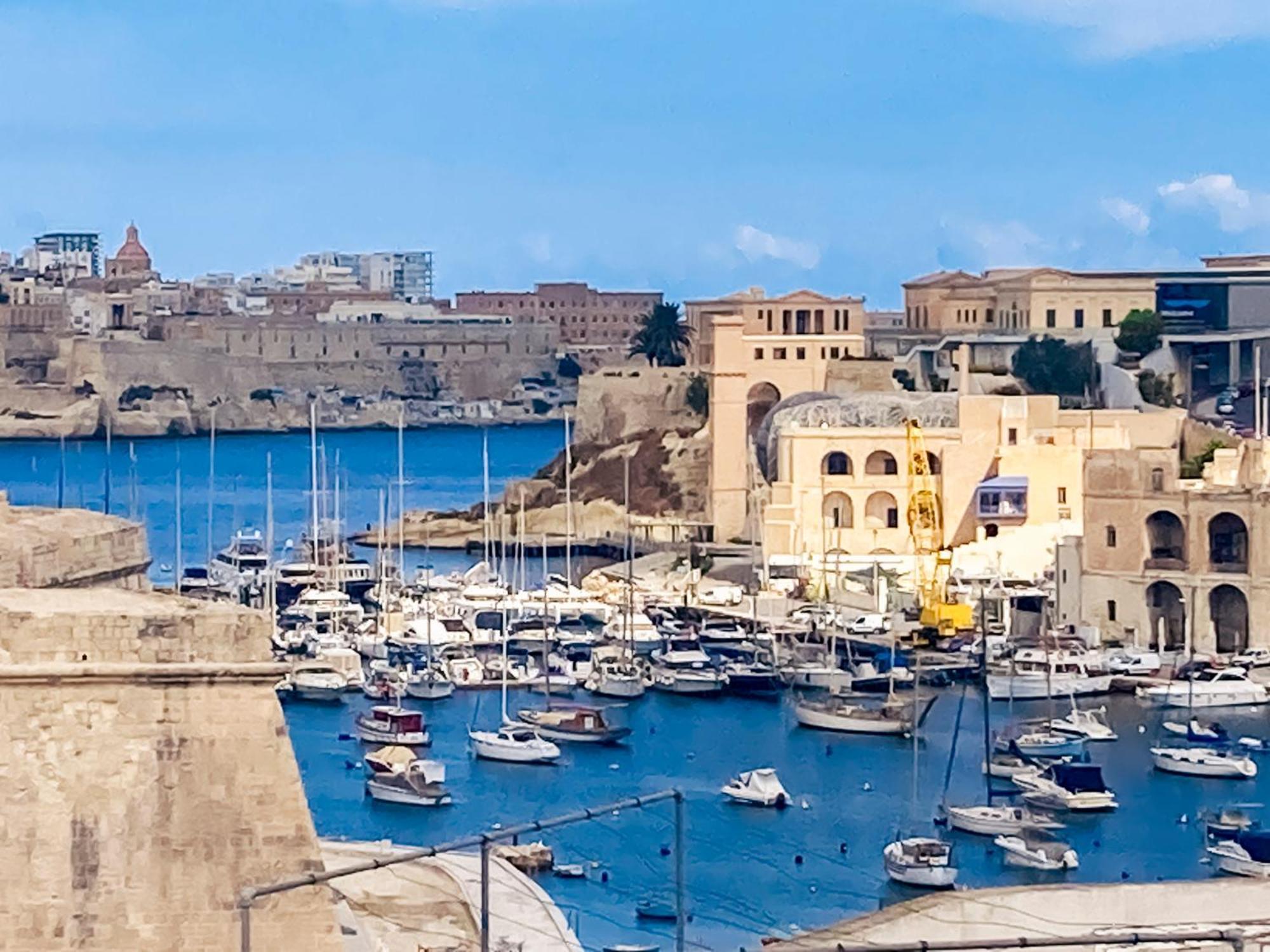 Valletta And Grand Harbour Lookout Kalkara Buitenkant foto